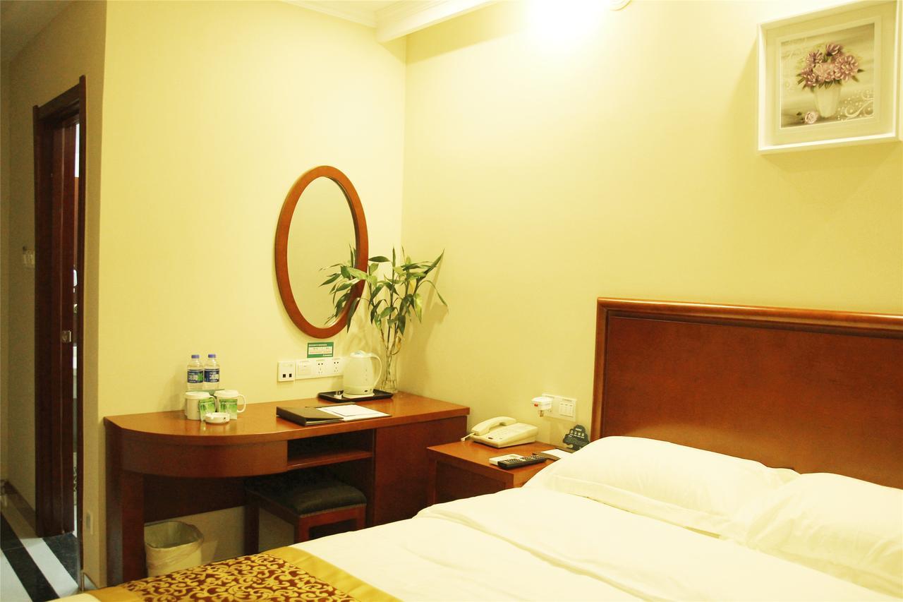 Greentree Inn Jiangxi Fuzhou Gandong Bridge Express Hotel Ngoại thất bức ảnh